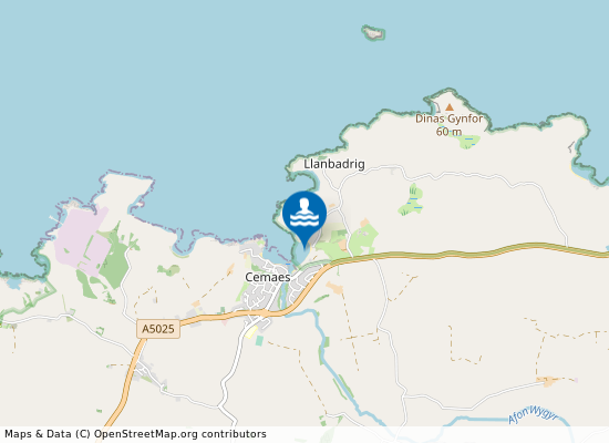 Cemaes Beach on the map